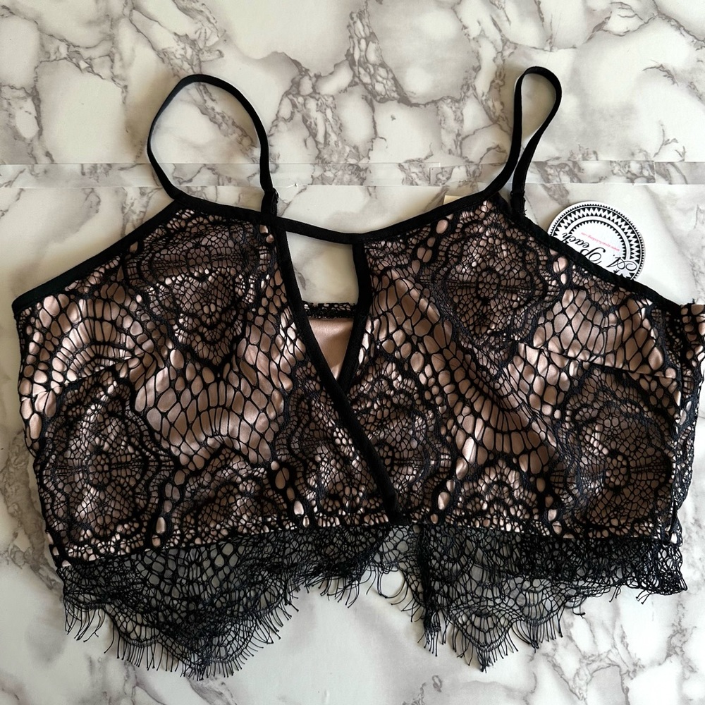 Black & Nude Lacey Bralette Top